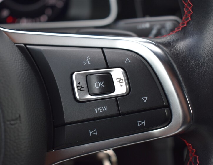 Volkswagen Golf 46
