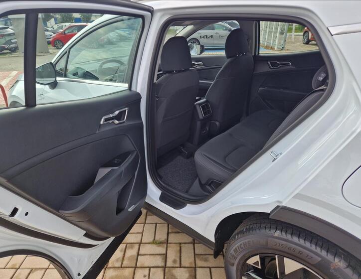 KIA Sportage 10