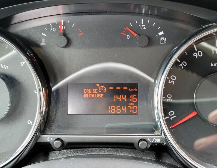 Peugeot 5008 38