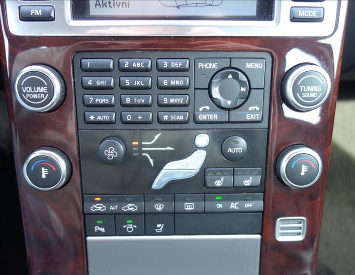 Volvo S80 28