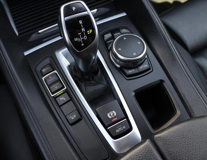 BMW X6 24