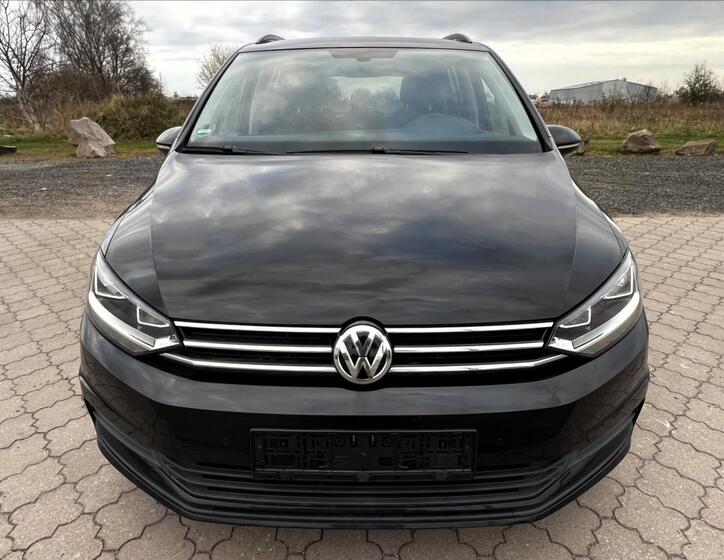 Volkswagen Touran 2