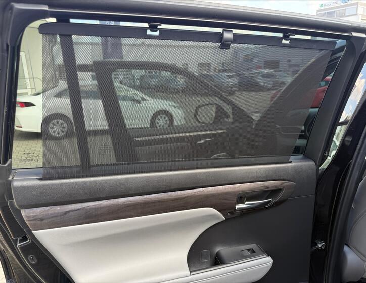 Toyota Highlander 23