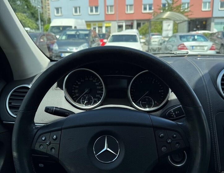 Mercedes-Benz GL 14