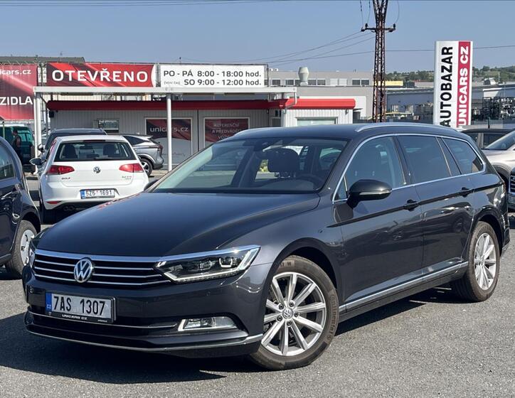 Volkswagen Passat 1