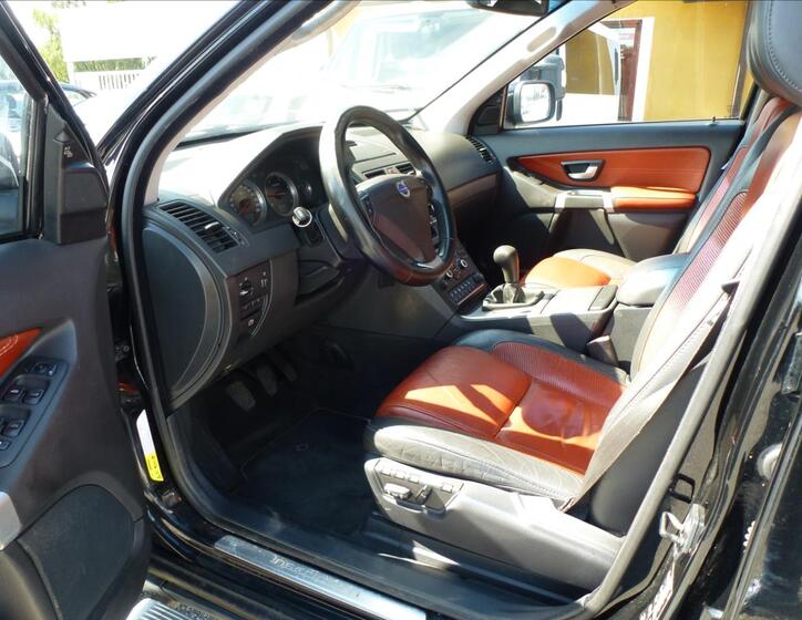 Volvo XC90 16