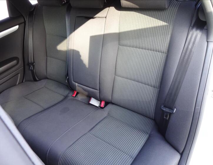 Audi A4 25