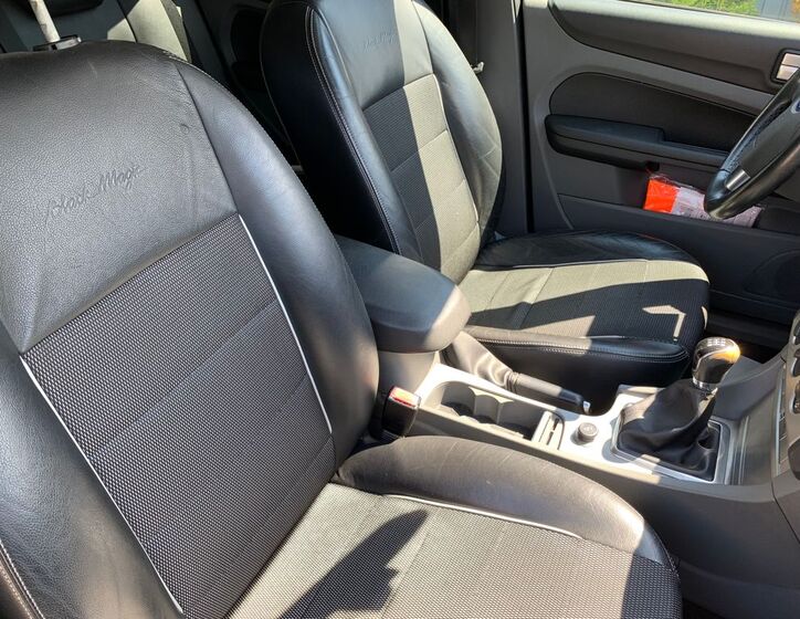Ford Focus 23