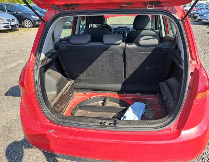 KIA Venga 29