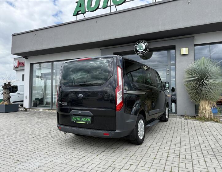Ford Tourneo 5