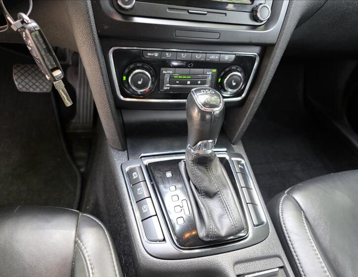 Škoda Superb 15