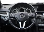 Mercedes-Benz Třídy E 19