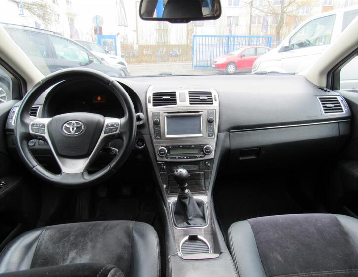 Toyota Avensis 11
