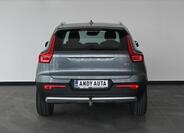 Volvo XC40 4
