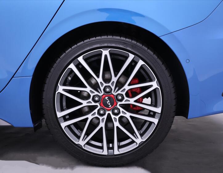 KIA ProCeed 33