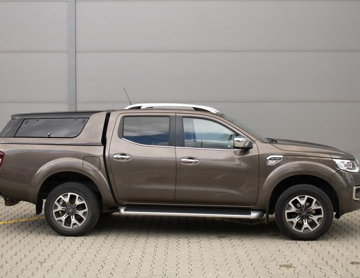 Renault Alaskan 4