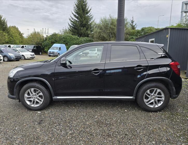 Citroën C4 Aircross 4