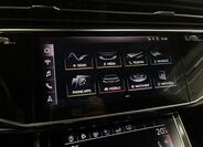 Audi Q8 8