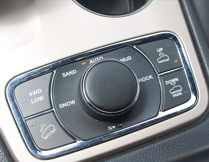 Jeep Grand Cherokee 22