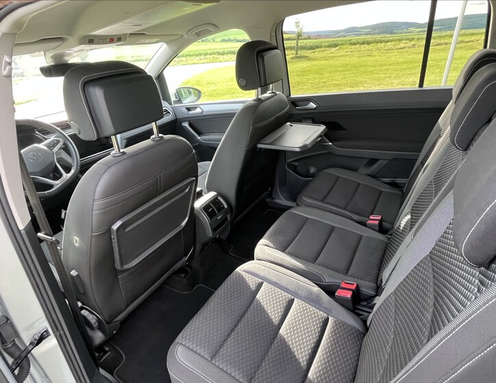 Volkswagen Touran 7