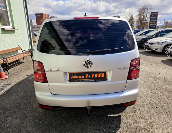 Volkswagen Touran 7