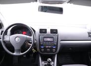 Volkswagen Golf 16