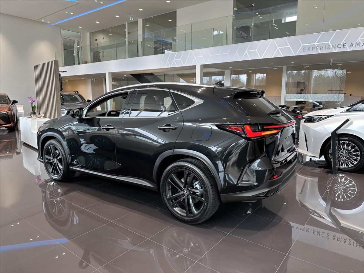 Lexus NX 450h plus