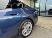 BMW i5 9