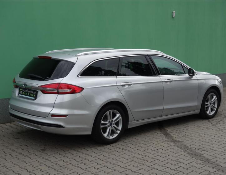 Ford Mondeo 8