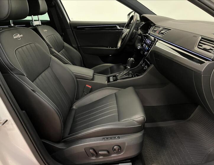 Škoda Superb 23