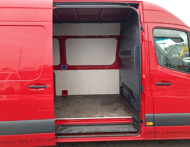 Mercedes-Benz Sprinter 25