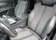 Peugeot 5008 8