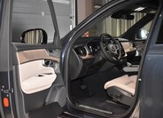 Volvo XC90 11