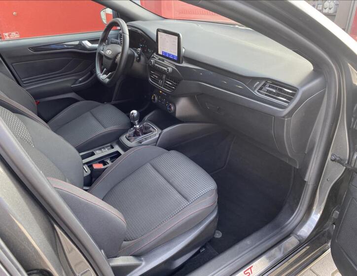 Ford Focus 19