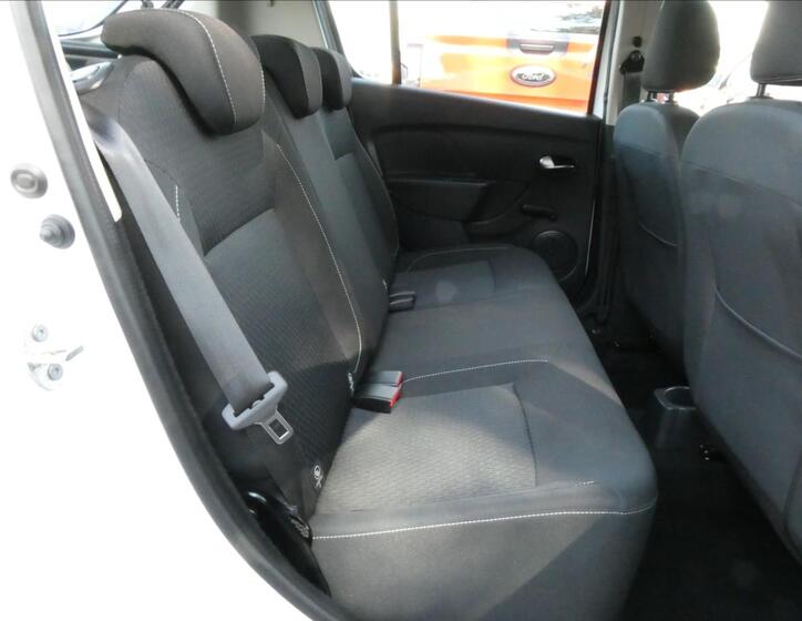 Dacia Sandero 22