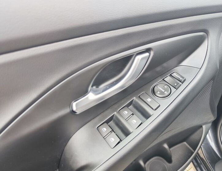 Hyundai i30 30