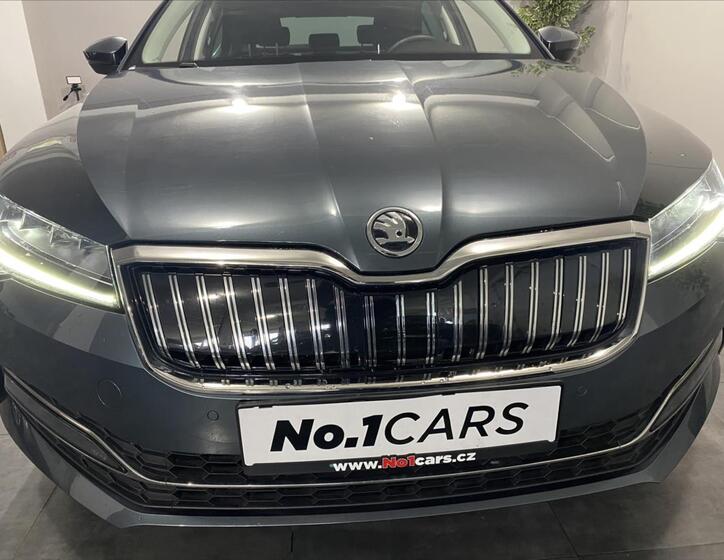 Škoda Superb 30
