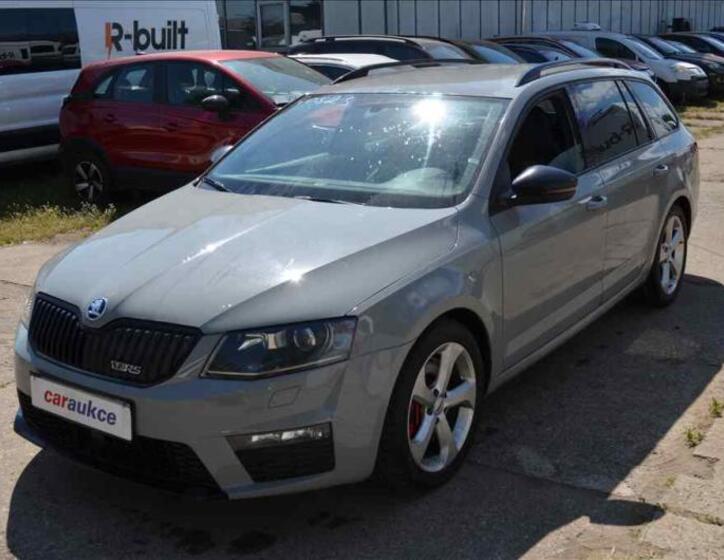 Škoda Octavia 1