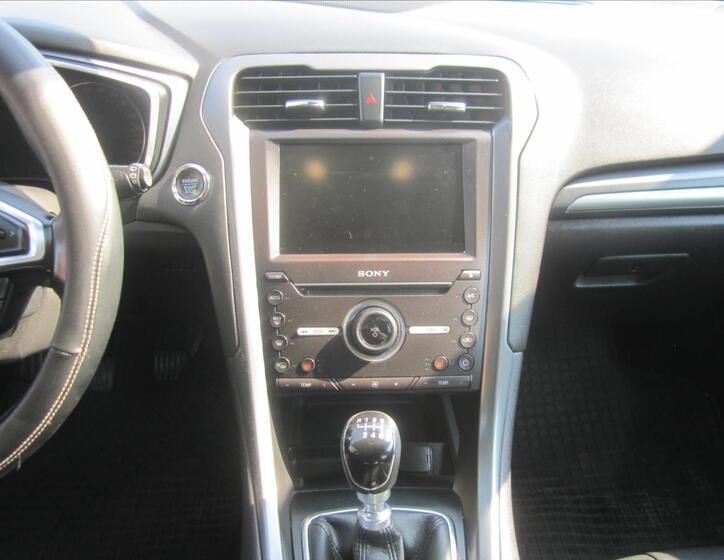 Ford Mondeo 9