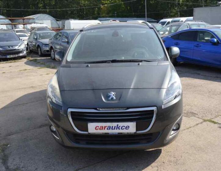 Peugeot 5008 2