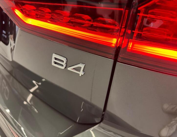Volvo V60 14