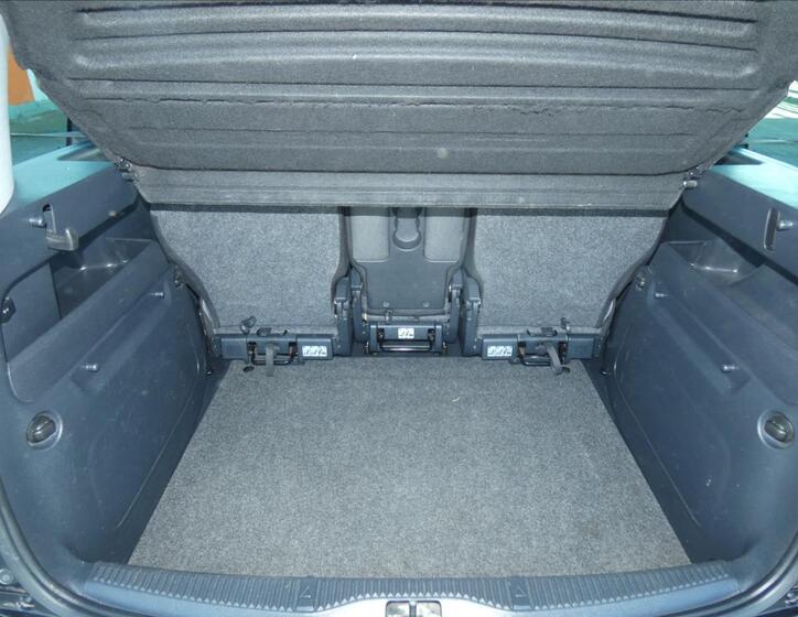 Škoda Roomster 14