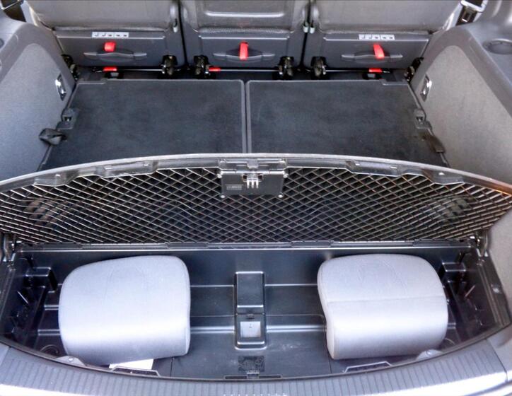 Volkswagen Touran 14