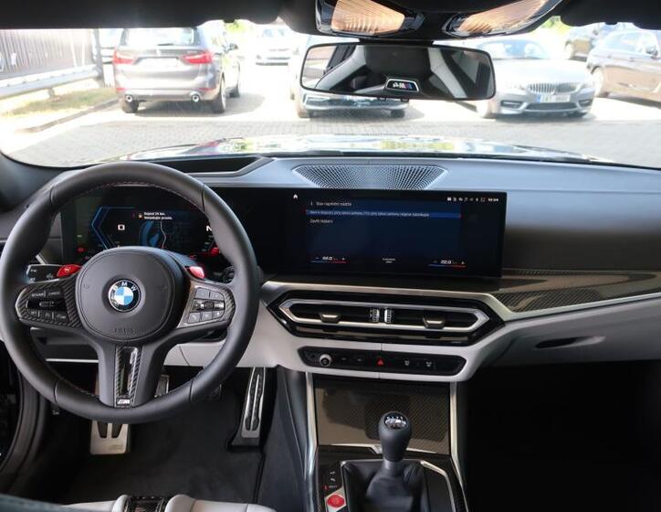BMW M4 9