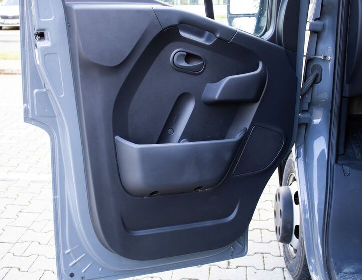 Renault Master 18