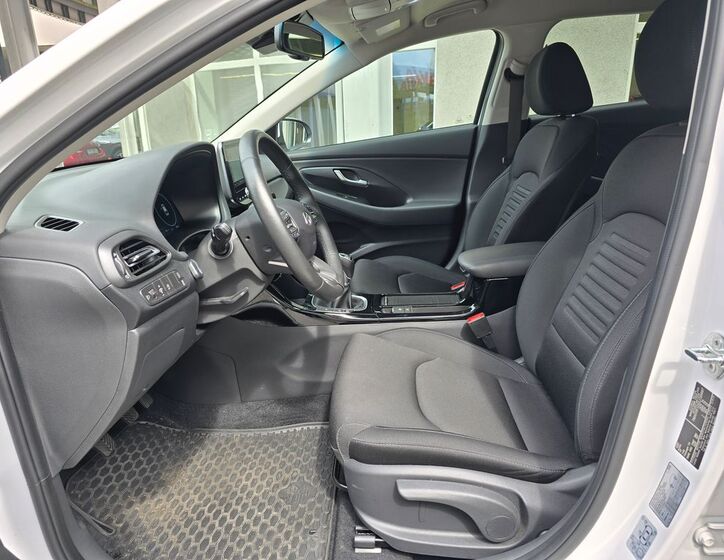 Hyundai i30 10