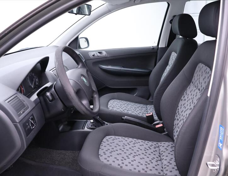 Škoda Fabia 12