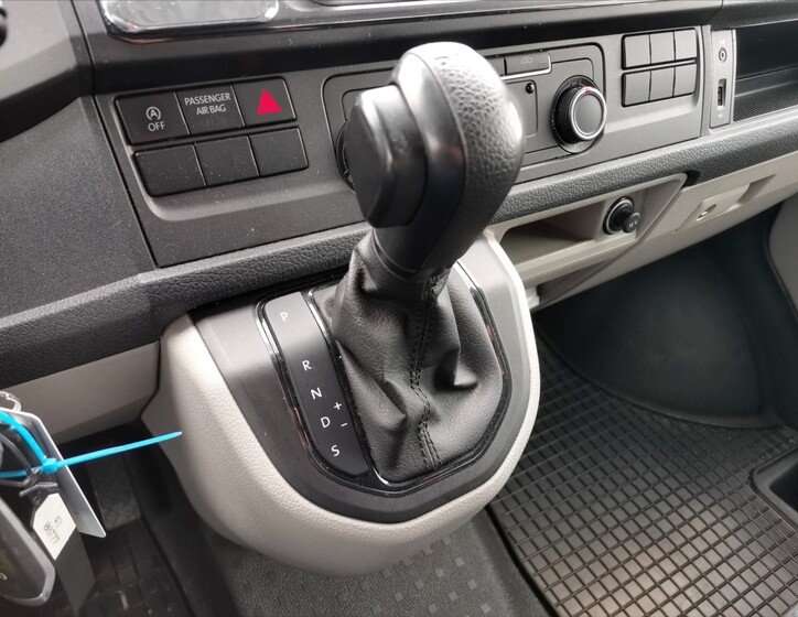 Volkswagen Transporter 10