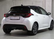 Toyota Yaris 5
