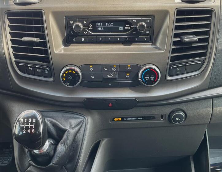 Ford Transit 16